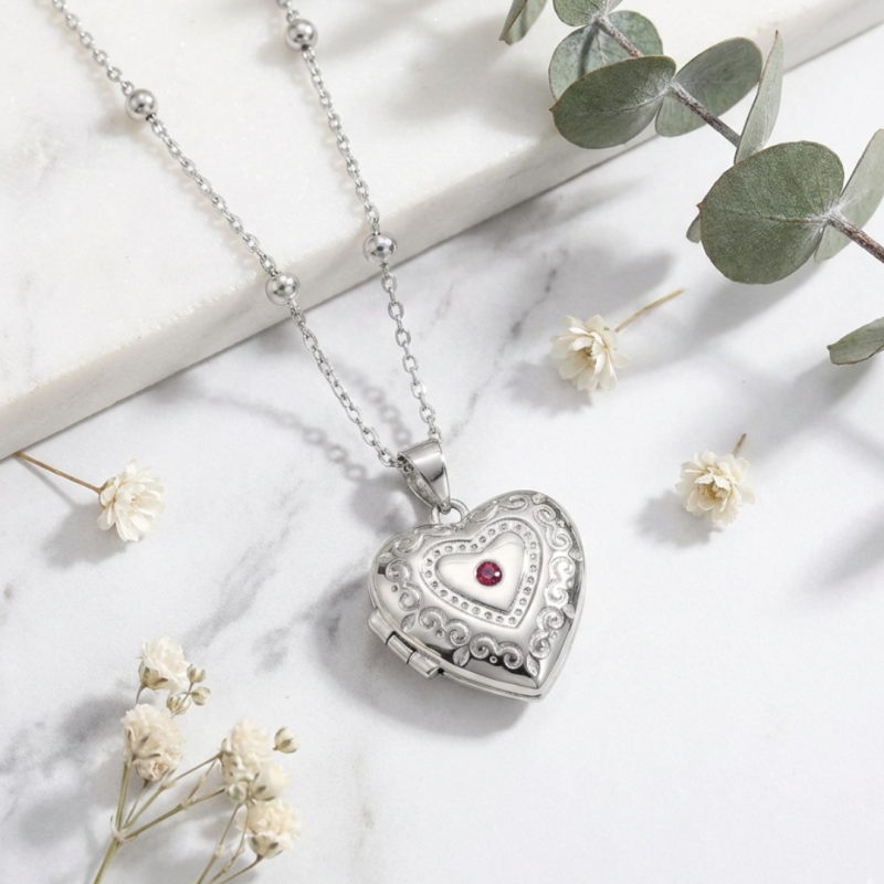 Naszyjnik srebrny medalion...